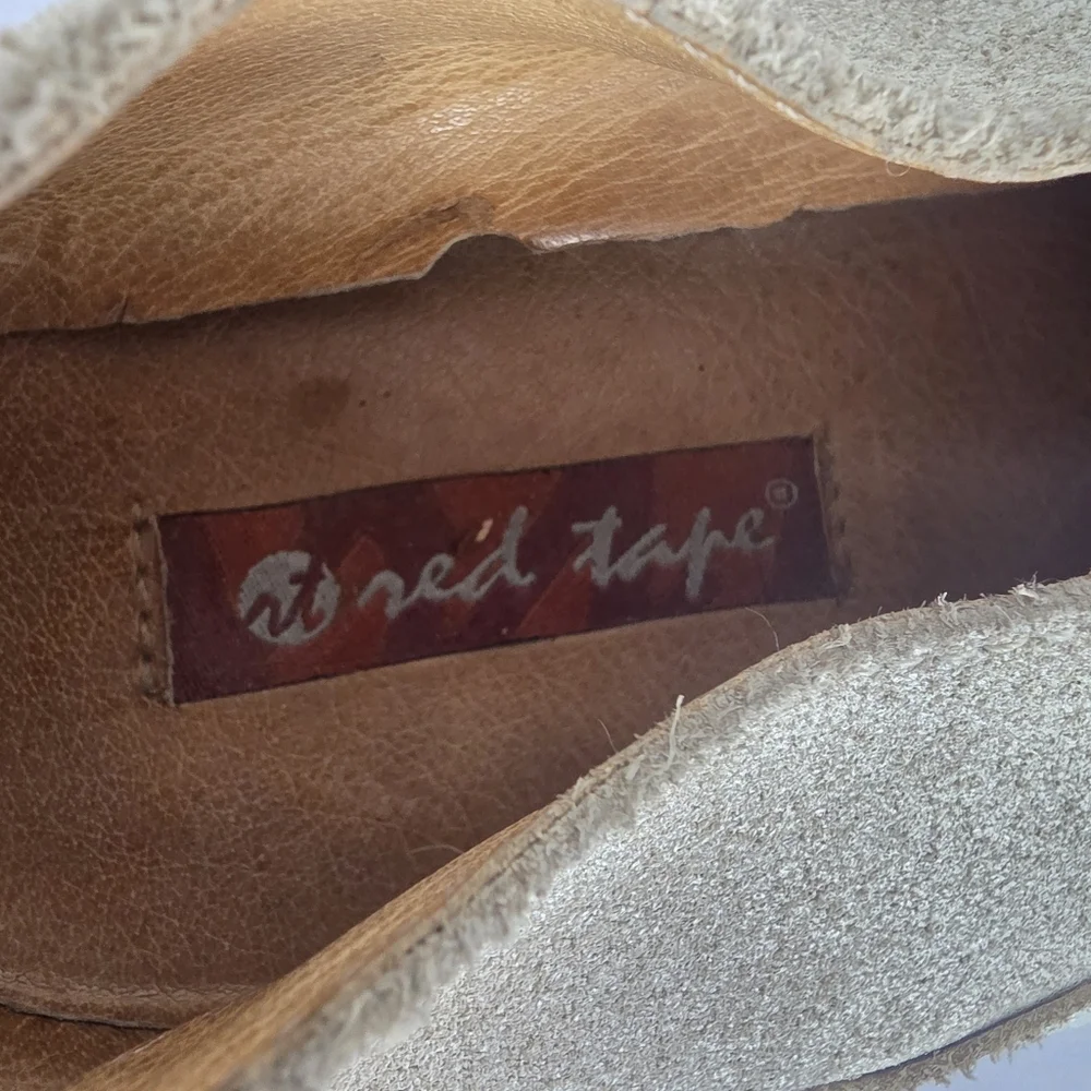 Red Tape White Suede Whipstitch Slip-On Moccasin Loafers Men’s 11 Shoes